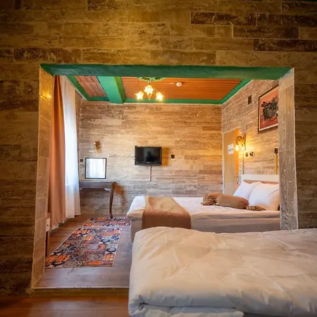 Arton ın Cappadocia